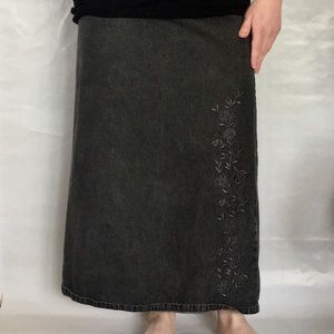 Covington Black Denim Skirt- size 10